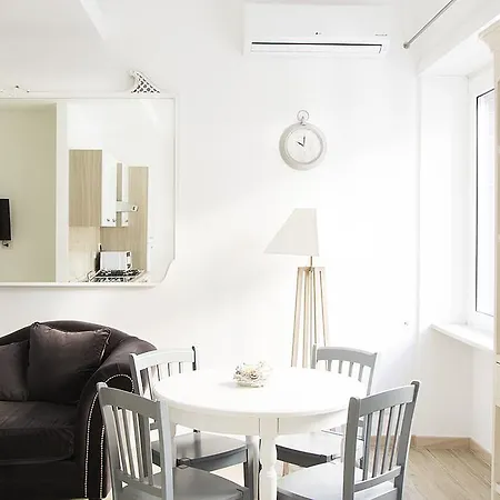 Apartment Gens Claudia, Vatican Luxury Rome