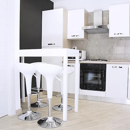 Gens Claudia, Vatican Luxury * Řím