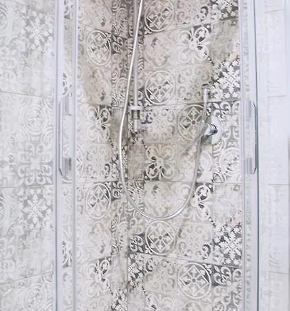 Gens Claudia, Vatican Luxury * Řím