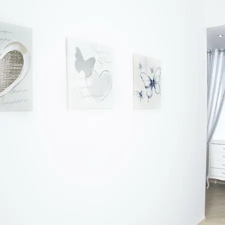 Gens Claudia, Vatican Luxury * Řím